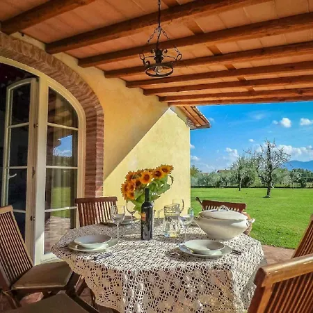 Al Falchetto By Vacavilla Villa Capannori