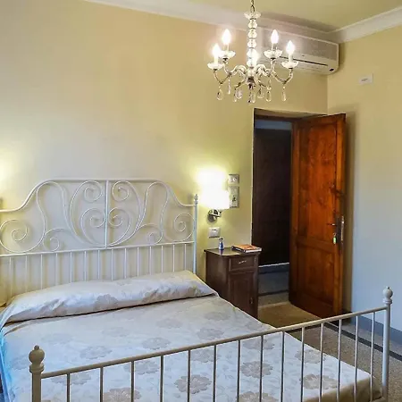 Villa Al Falchetto By Vacavilla *