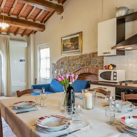 Villa Al Falchetto By Vacavilla *