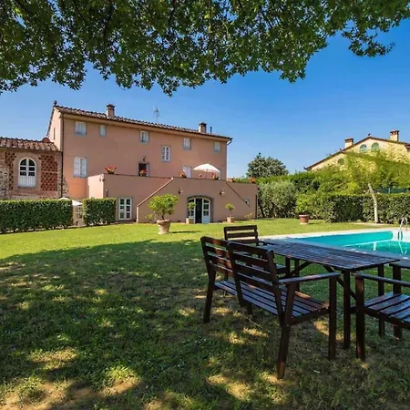 Villa Al Falchetto By Vacavilla