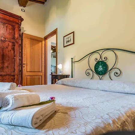Villa Al Falchetto By Vacavilla *